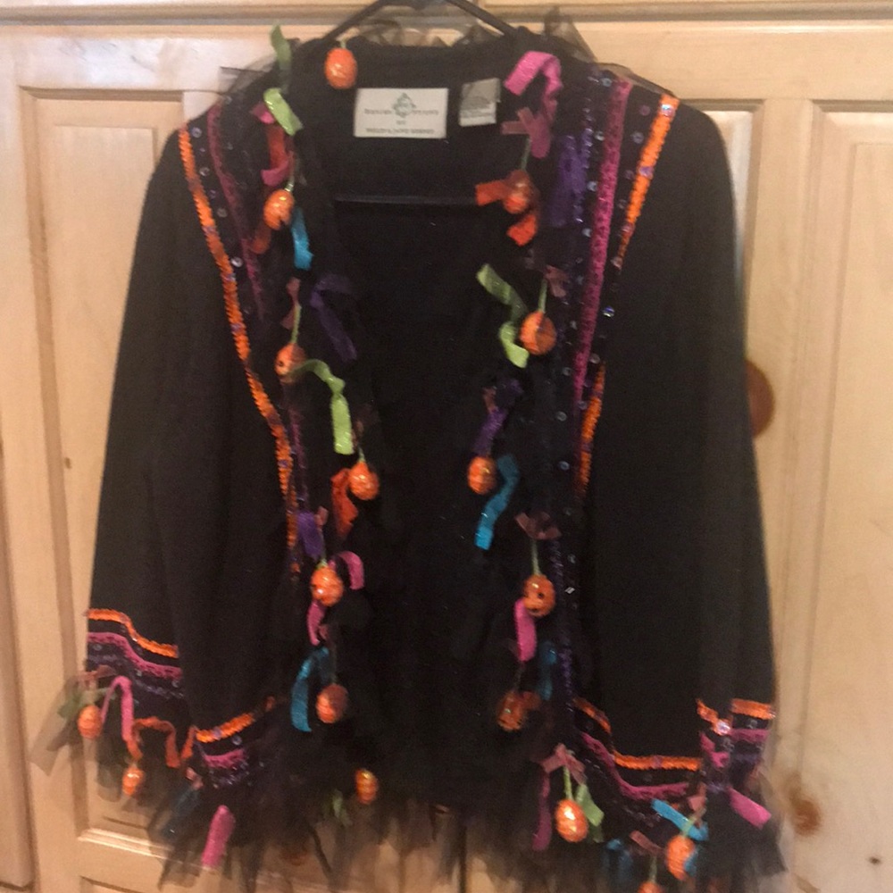 FESTIVE HALLOWEEN SWEATER🎃